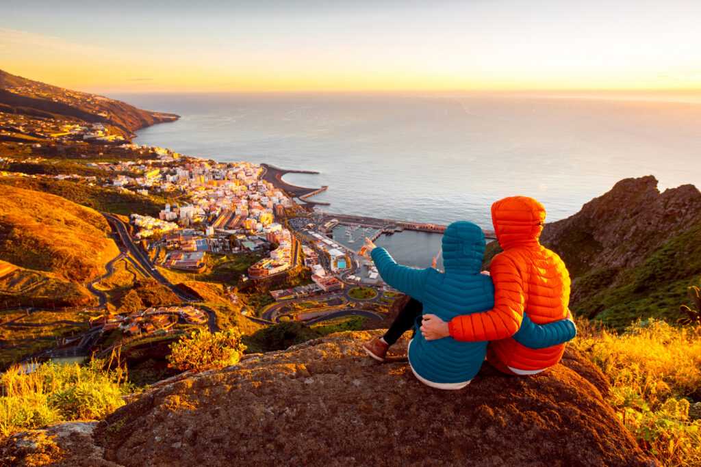couple-enjoying-landscape-view-near-santa-cruz-cit-2026-03-24-05-23-44-utc