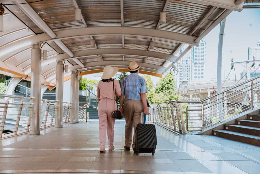tourist-woman-and-oldest-man-wearing-casual-dress-2026-03-25-00-45-05-utc