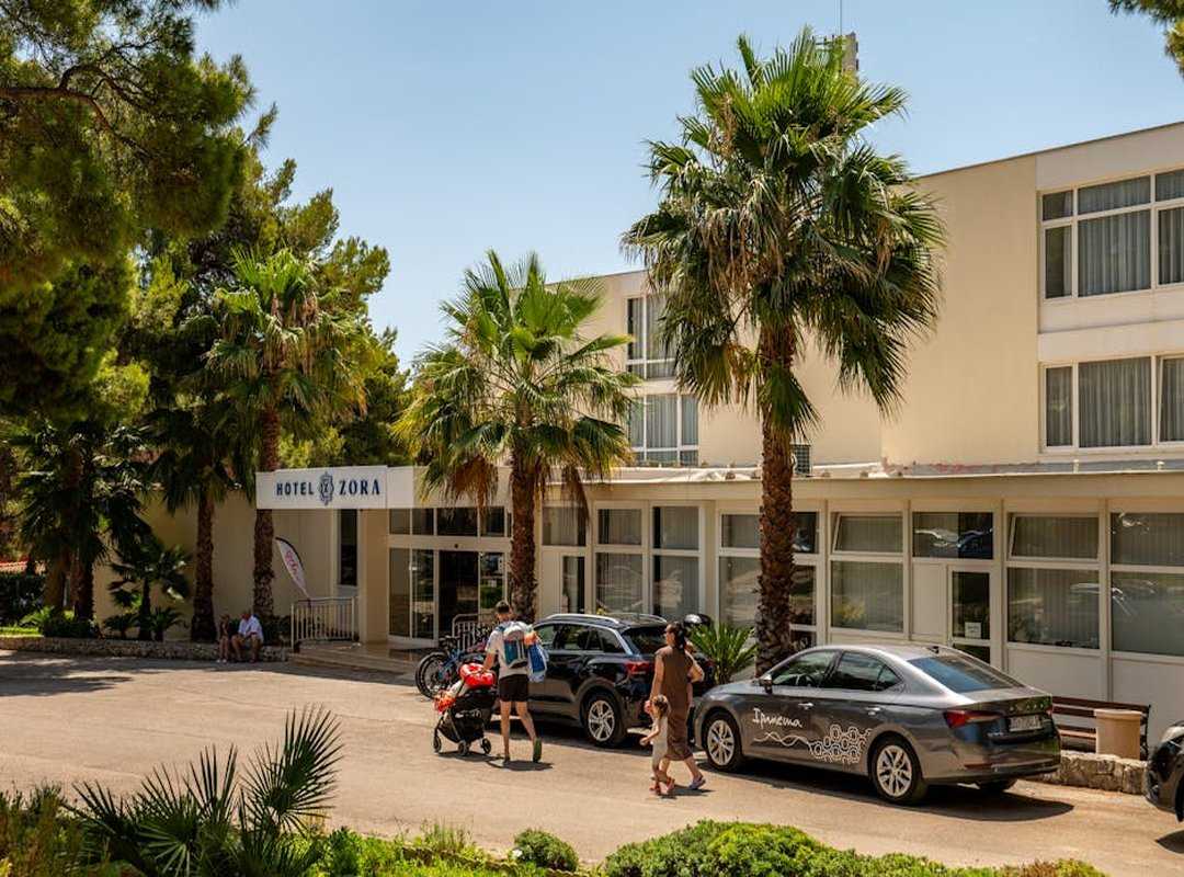 Zeyejapa Hotel for the Holidays
